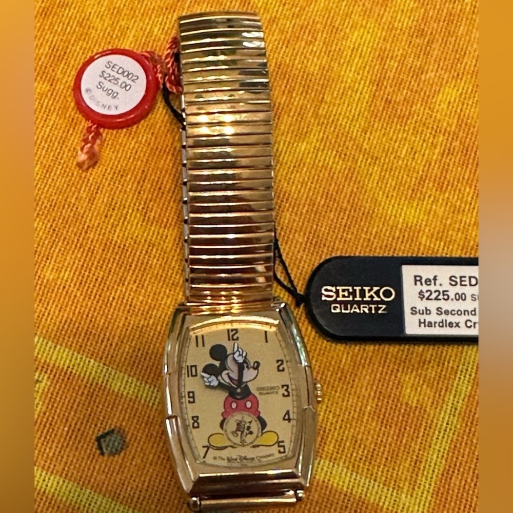 Extremely Hard to Find NIB Vintage Mickey Mouse Seiko Watch Price is Firm - Picture 6 of 9